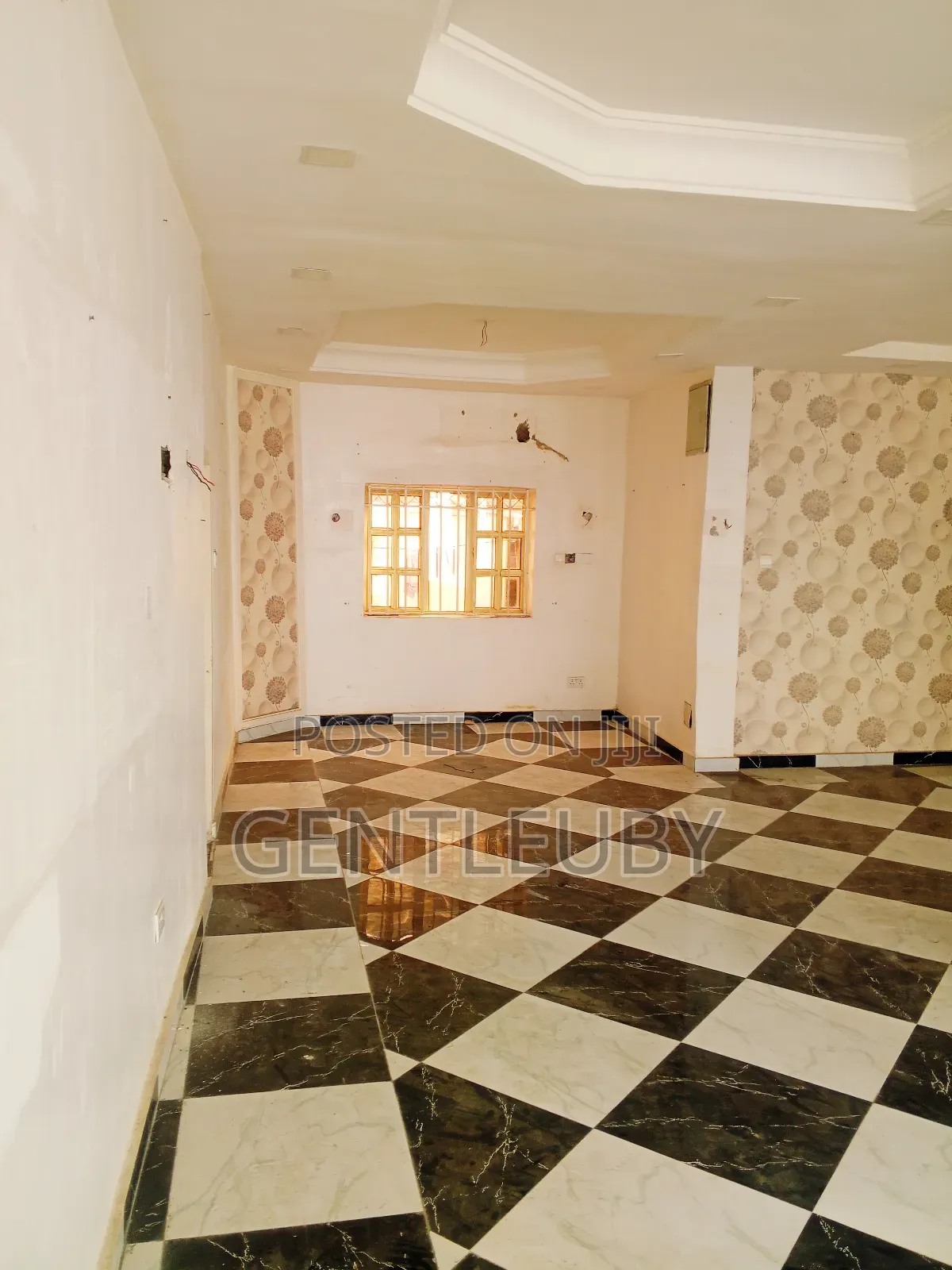 Office/ Shop Space for Rent, Admiralty Way in Lekki