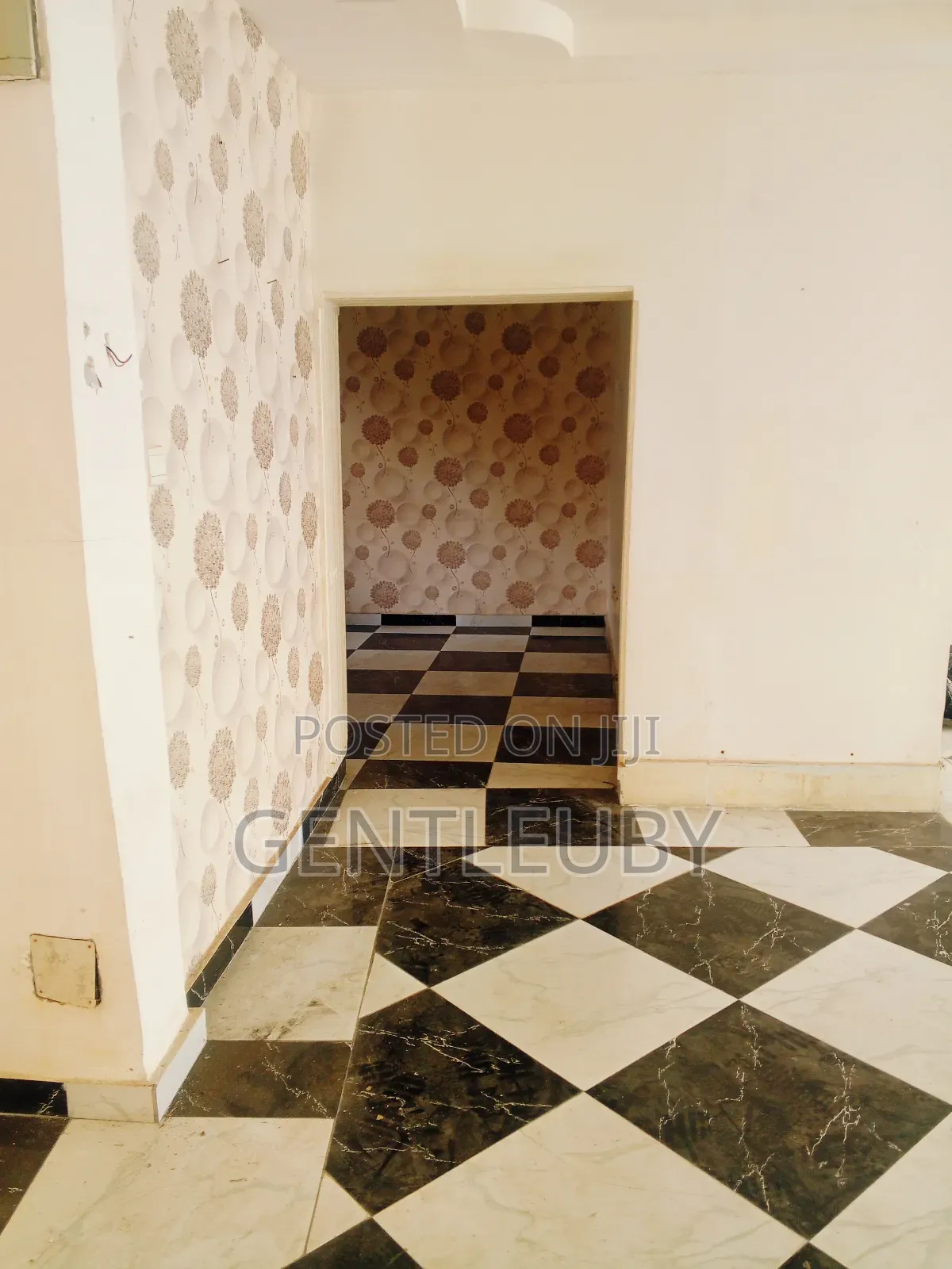 Office/ Shop Space for Rent, Admiralty Way in Lekki