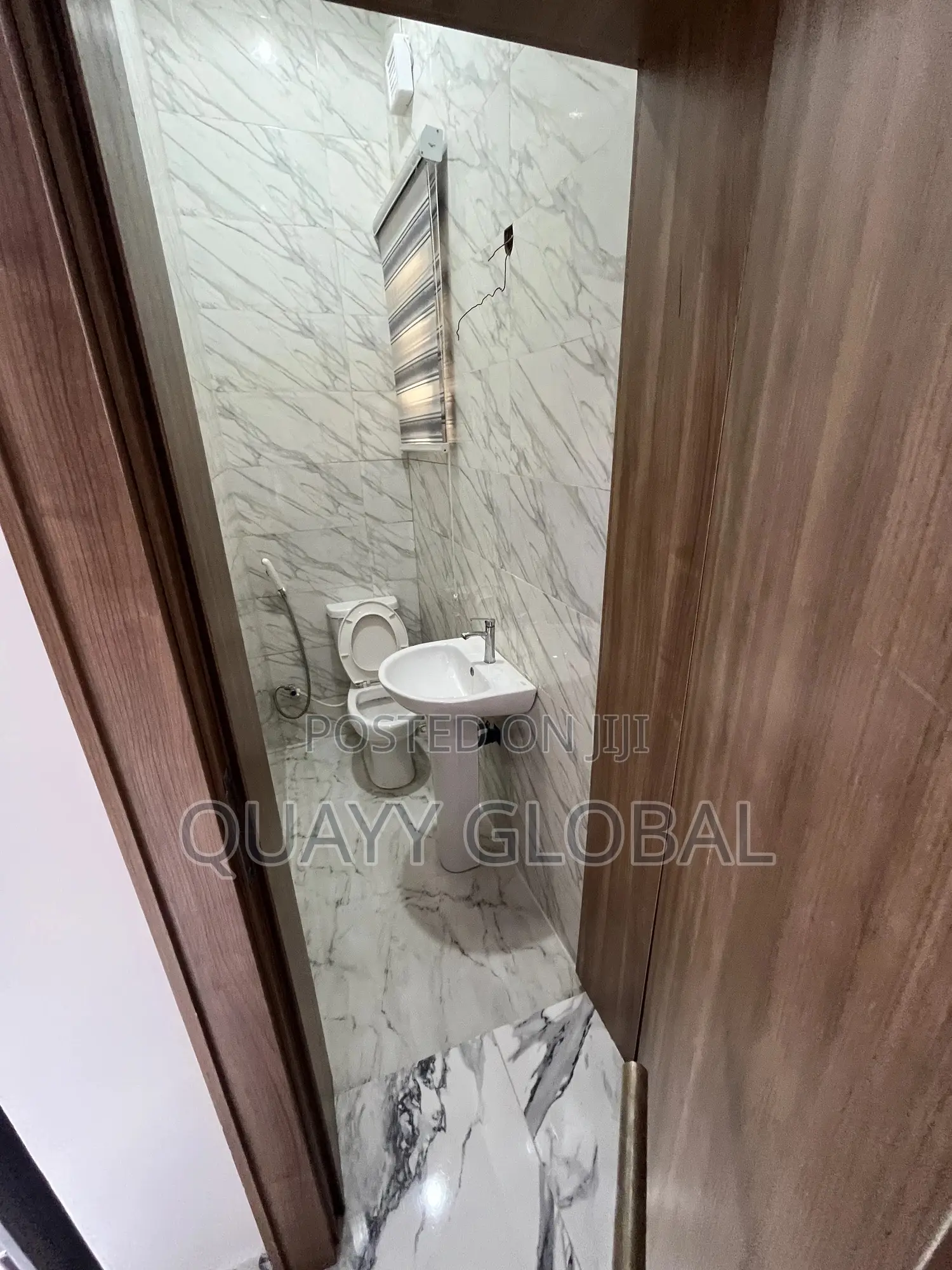 Studio Apartment With 24/7 Light and Wifi in Gwarinpa