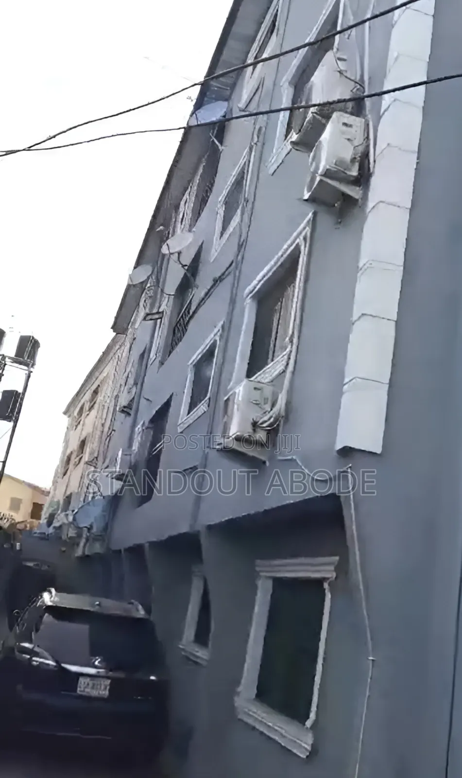 3bdrm Block of Flats in In Good Location, Aguda / Surulere for sale in Aguda / Surulere