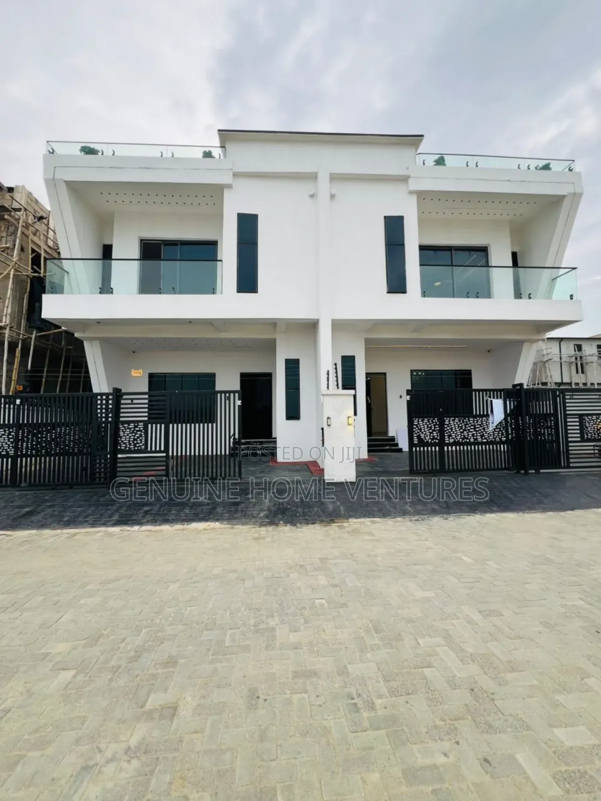 4bdrm Duplex in Sangotedo for sale in Sangotedo