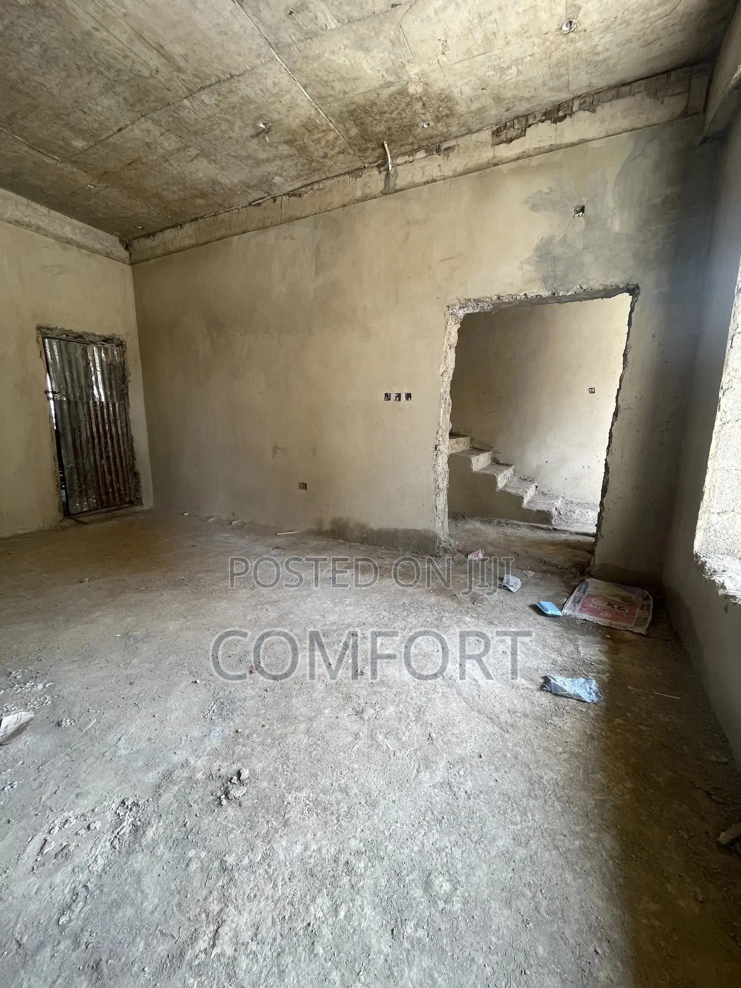 Brand New 5bedroom Carcass Townhouse (Terrace) in Zone 6 / Wuse