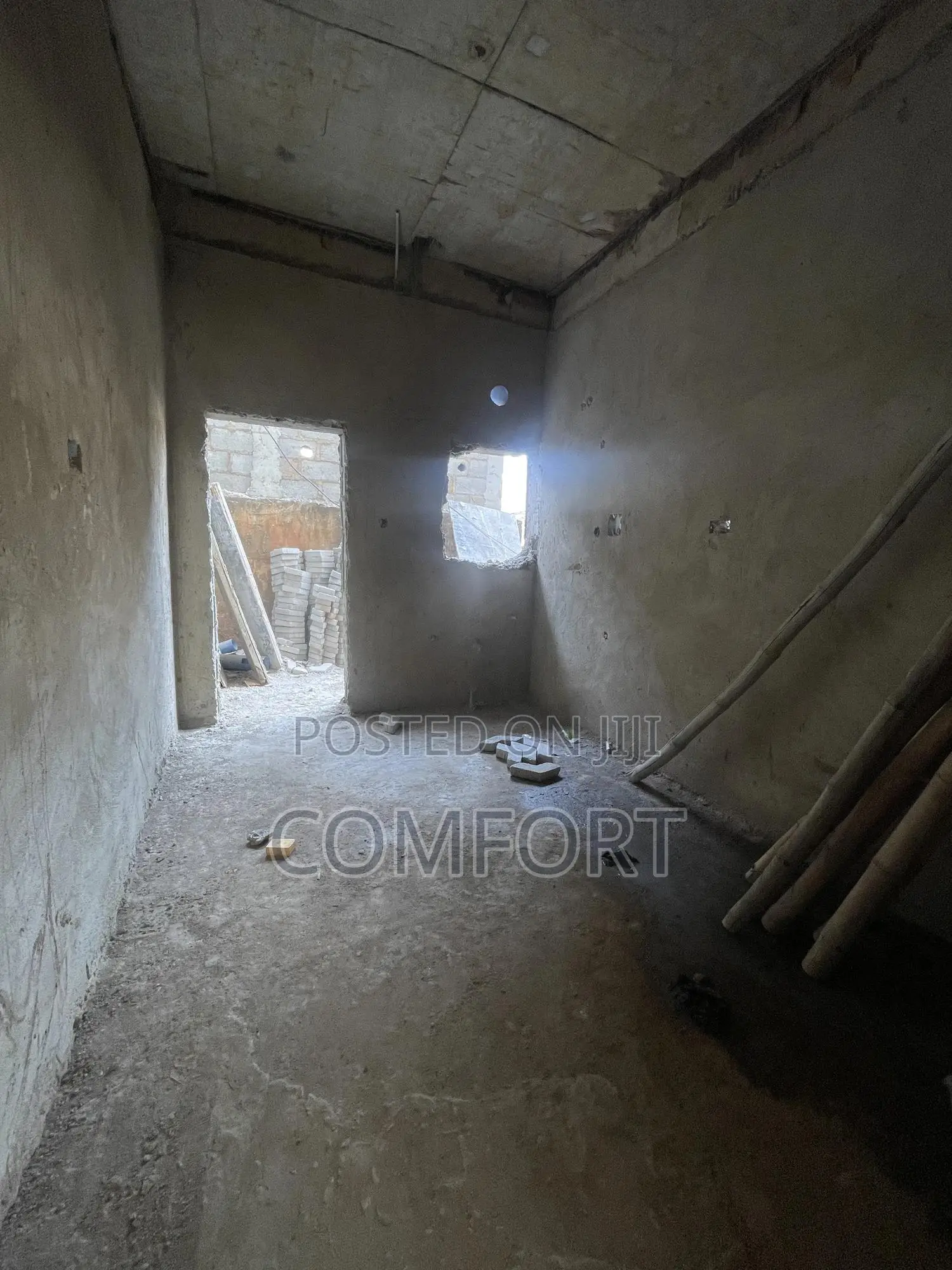 Brand New 5bedroom Carcass Townhouse (Terrace) in Zone 6 / Wuse