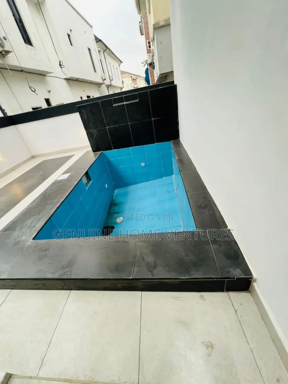 5bdrm Duplex in Sangotedo for sale in Sangotedo