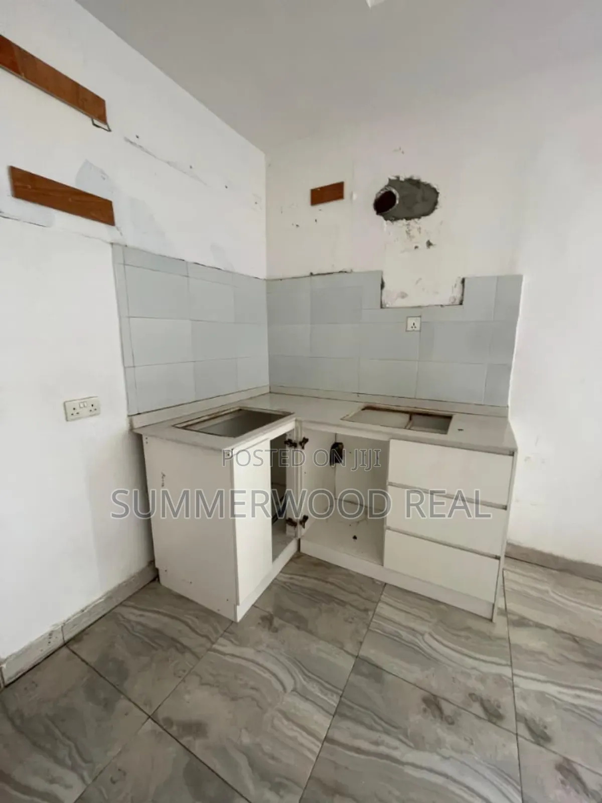 Mini Flat in Chevy View Estate, Chevron for rent in Chevron