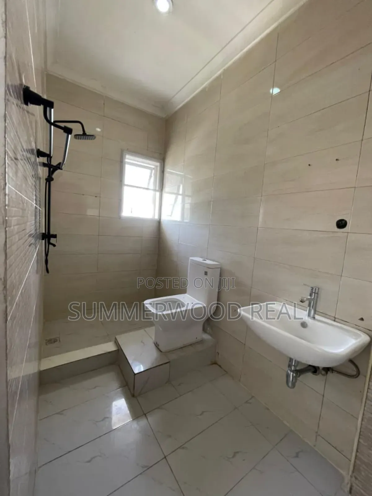 Mini Flat in Chevy View Estate, Chevron for rent in Chevron
