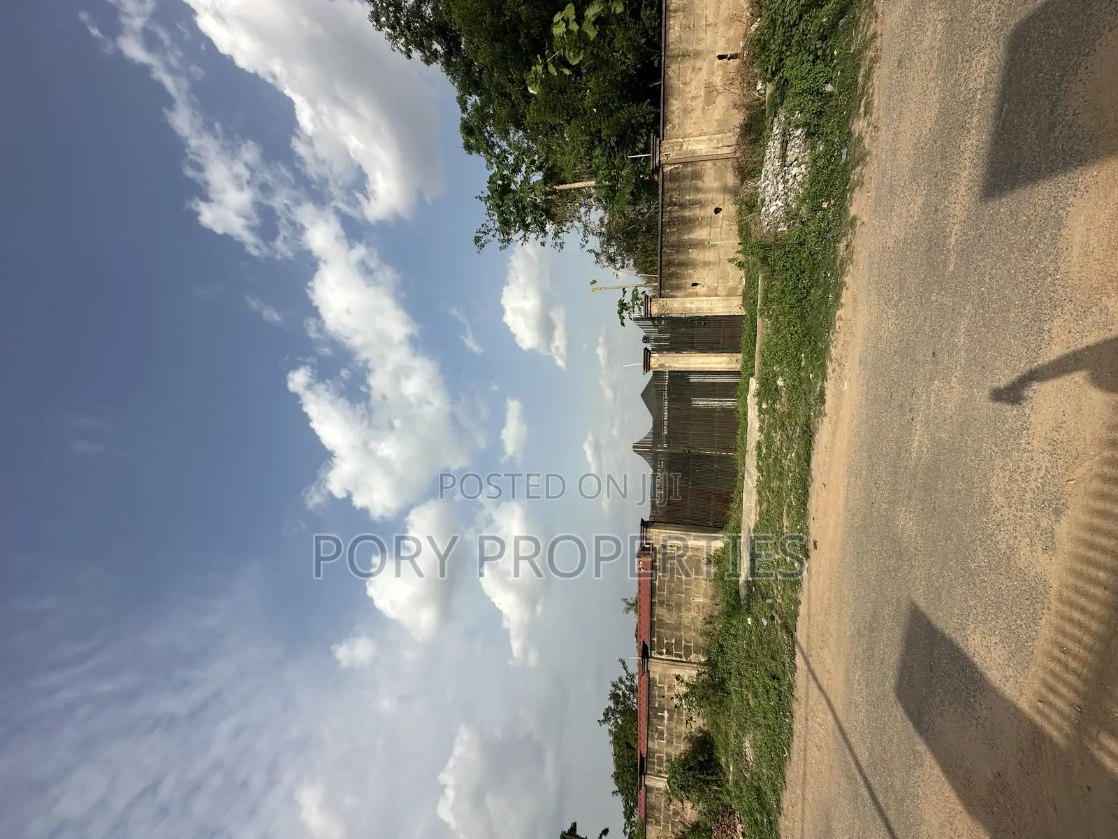 Bare of Land for Sale in Jericho