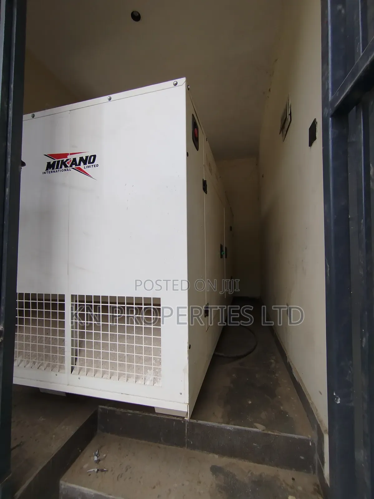 For Rent 6 Bedroom Semi-Detached Duplex in Wuse