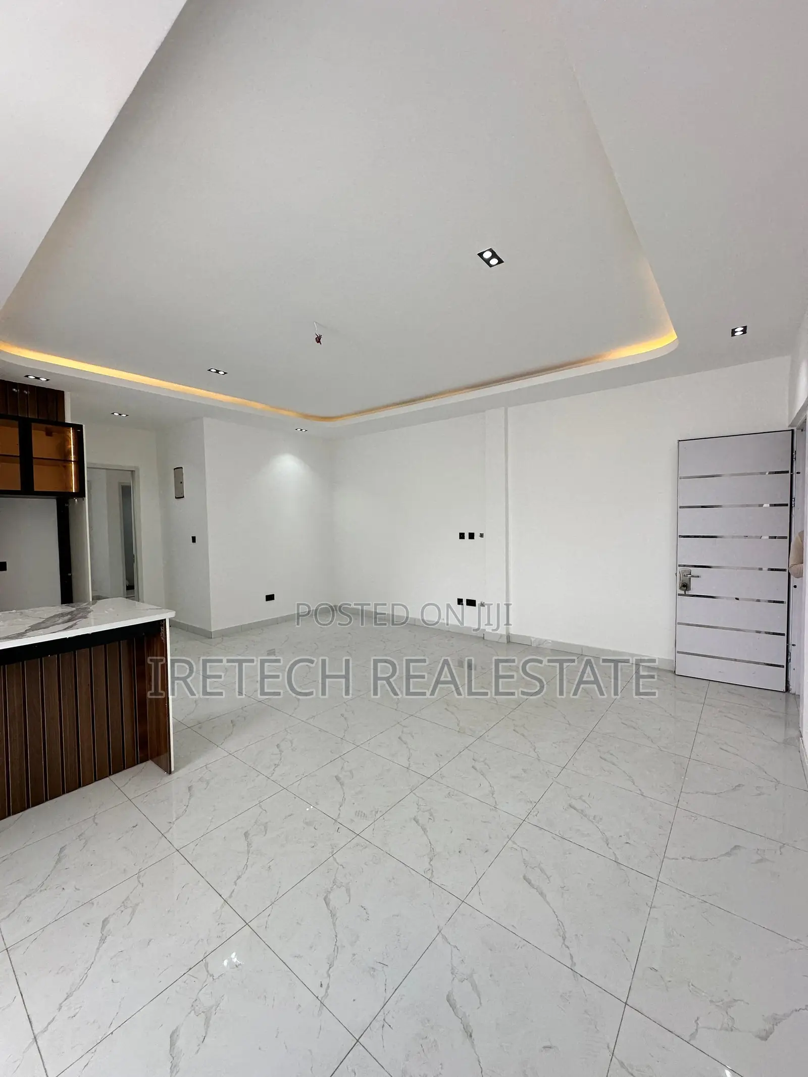 2bdrm Apartment in Ikate Ilasan for sale in Ikate