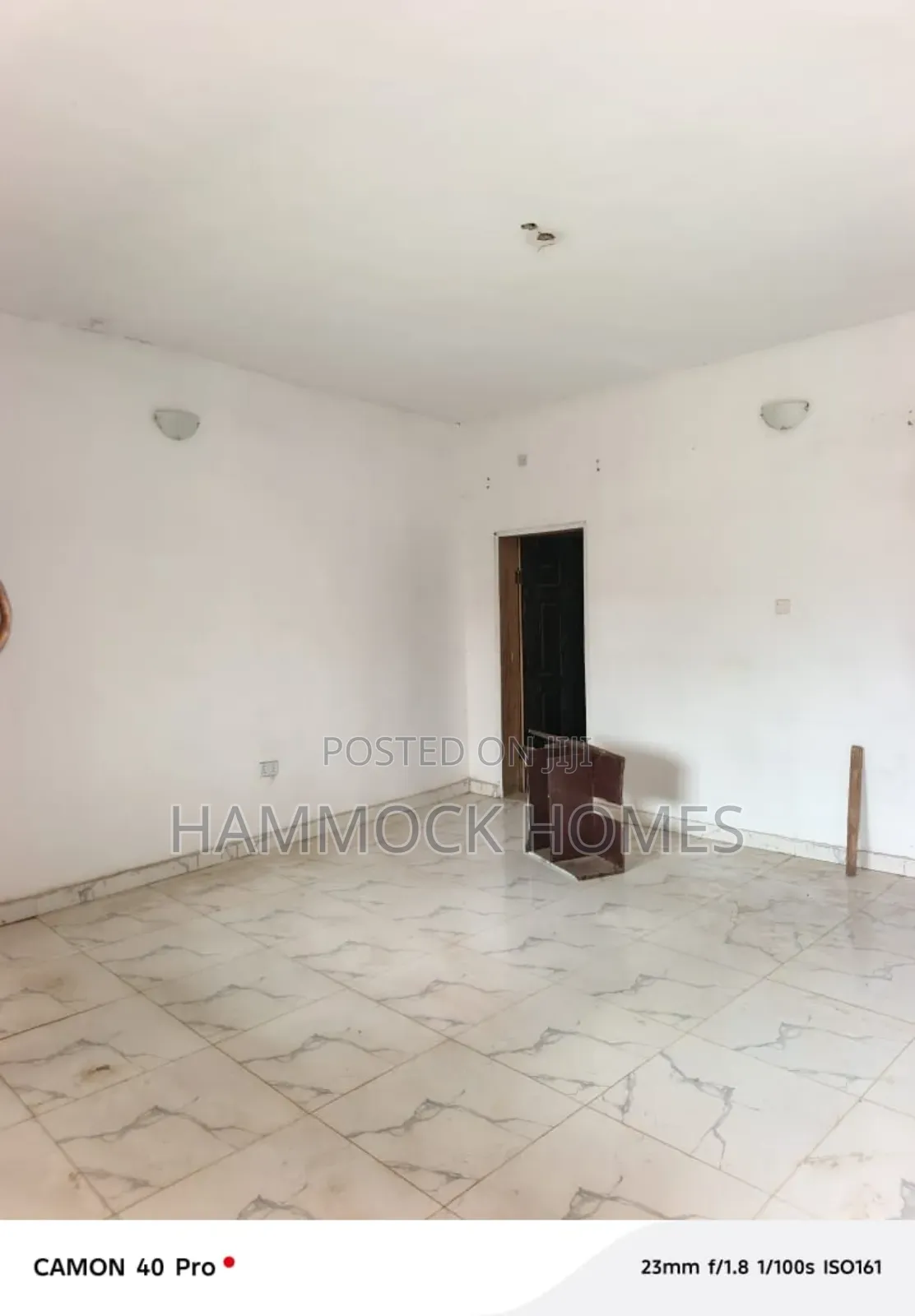 3bdrm Block of Flats in Okebadan, Akobo for rent in Akobo