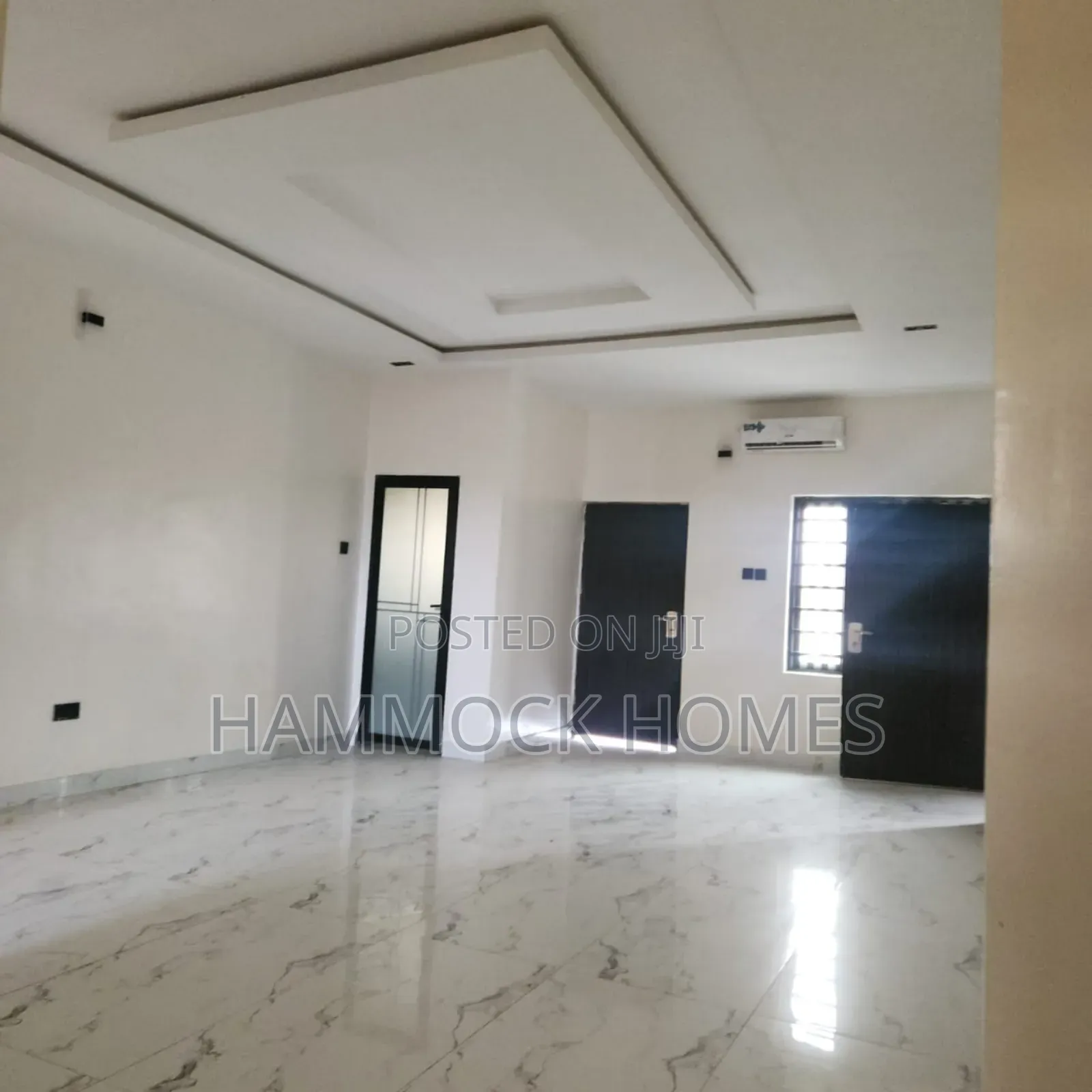 3bdrm Block of Flats in Kolapo Ishola Gra, Akobo for rent in Akobo