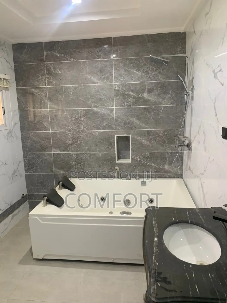 Furnished 5bdrm House in Life Camp for sale in Life Camp