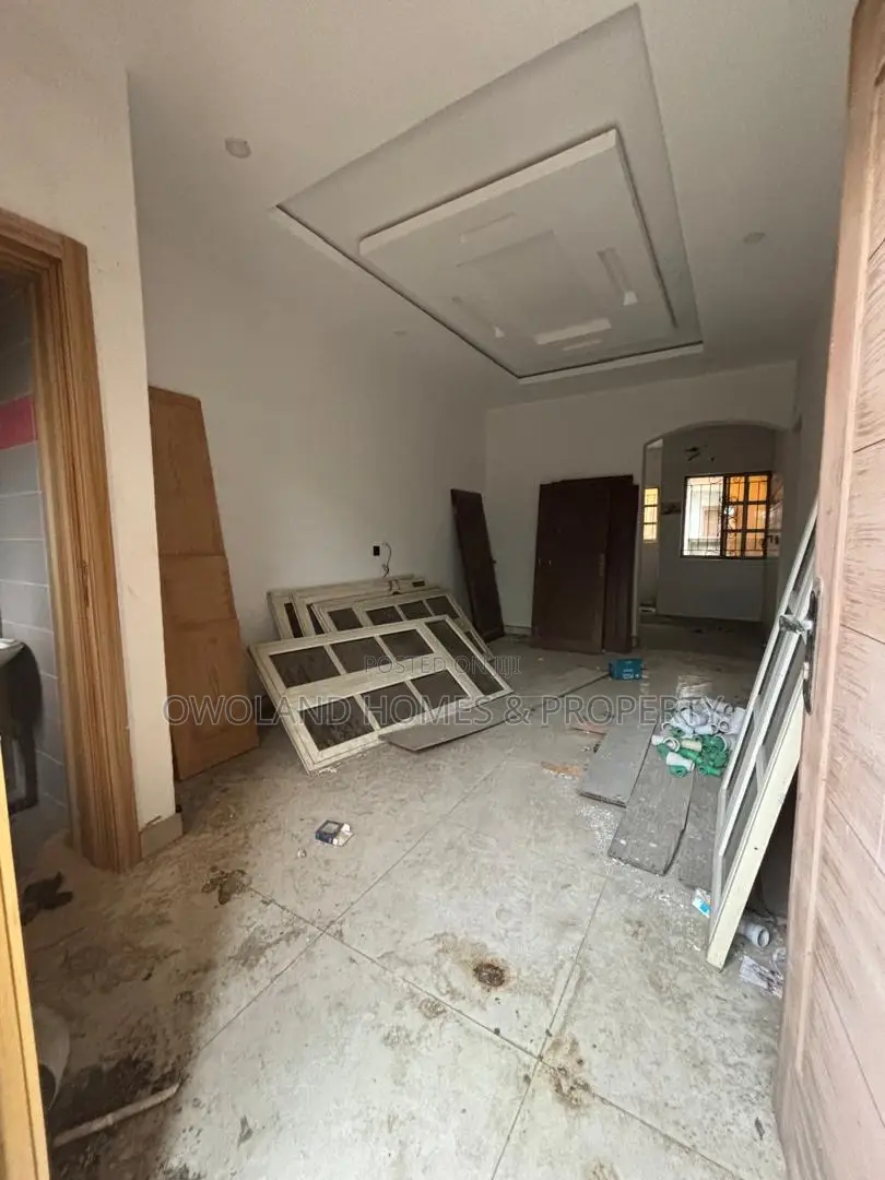 2bdrm Block of Flats in Ilaje for rent in Ilaje / Lekki