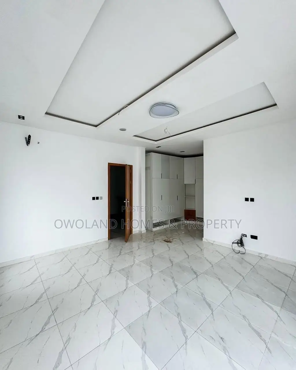 4bdrm Duplex in Orchid Estate, Ikota for rent in Ikota
