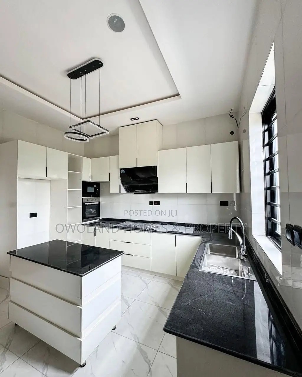 4bdrm Duplex in Orchid Estate, Ikota for rent in Ikota
