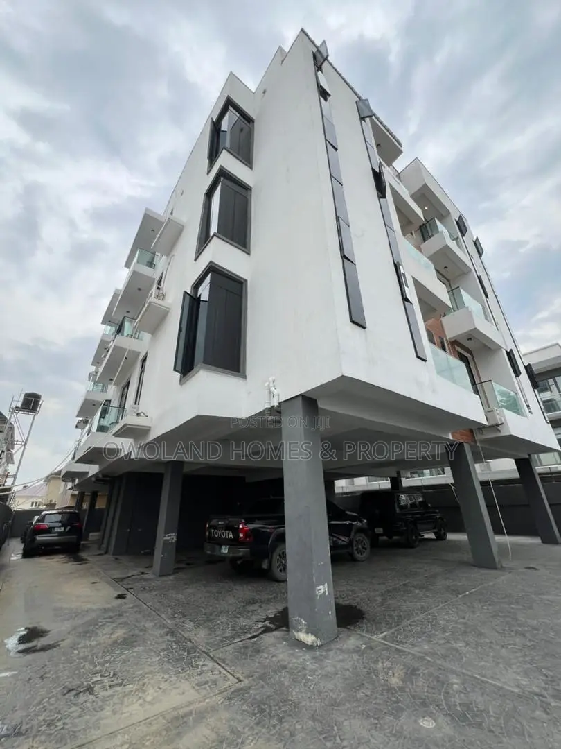 2bdrm Block of Flats in Chevron Estate for rent in Chevron