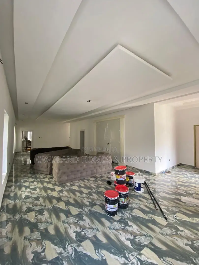 5bdrm Duplex in Mega Mound Estate, Ikota for rent in Ikota