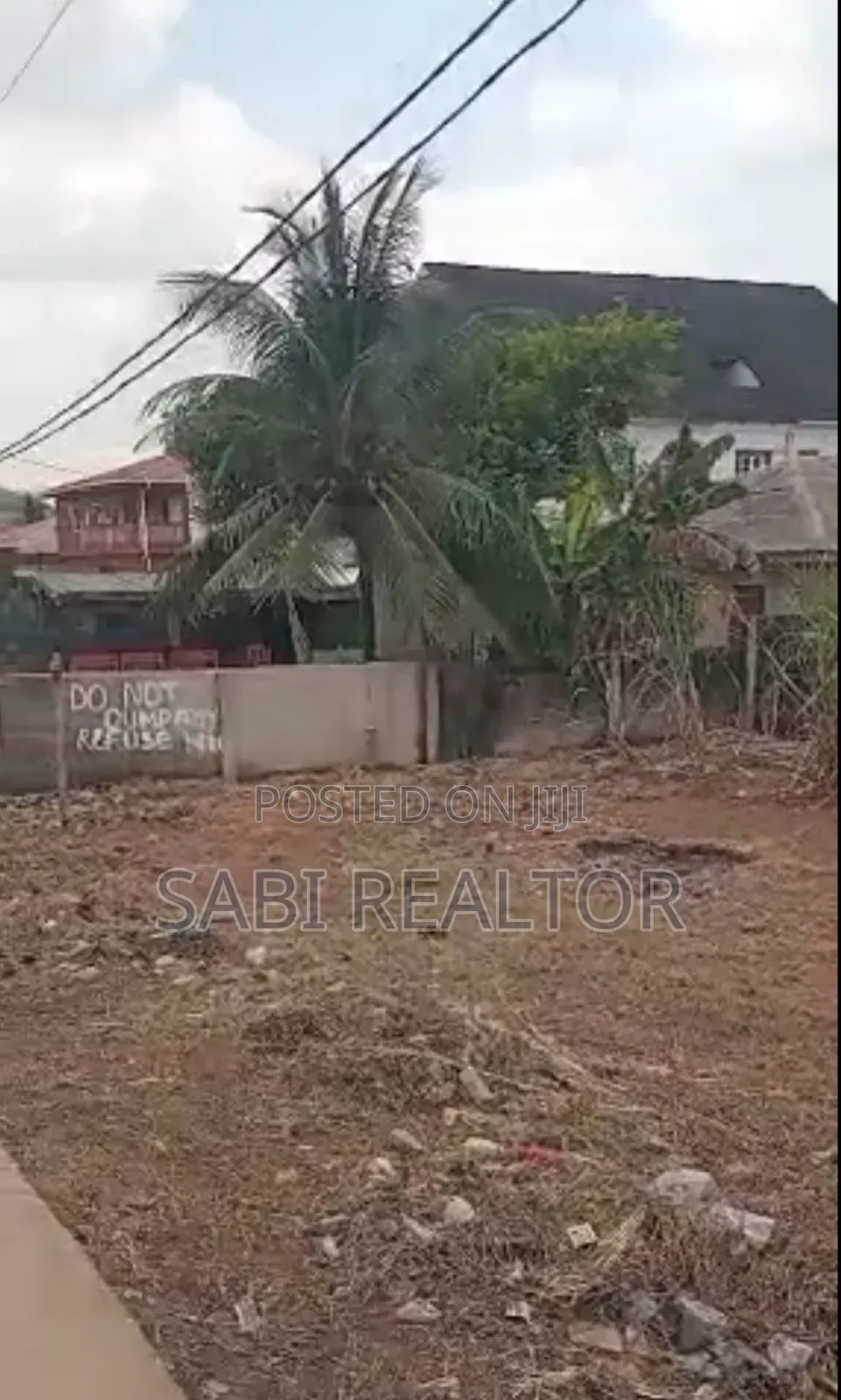 Commercial 800am2 With 2 Bedroom Setback On Ikola Road For Sale in Ipaja / Ipaja