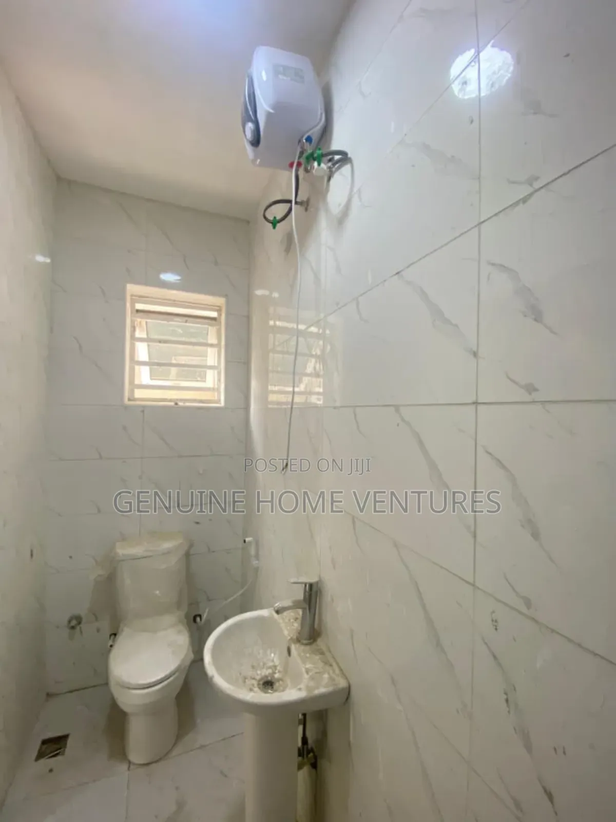 Studio Apartment in Ikate for sale in Ikate