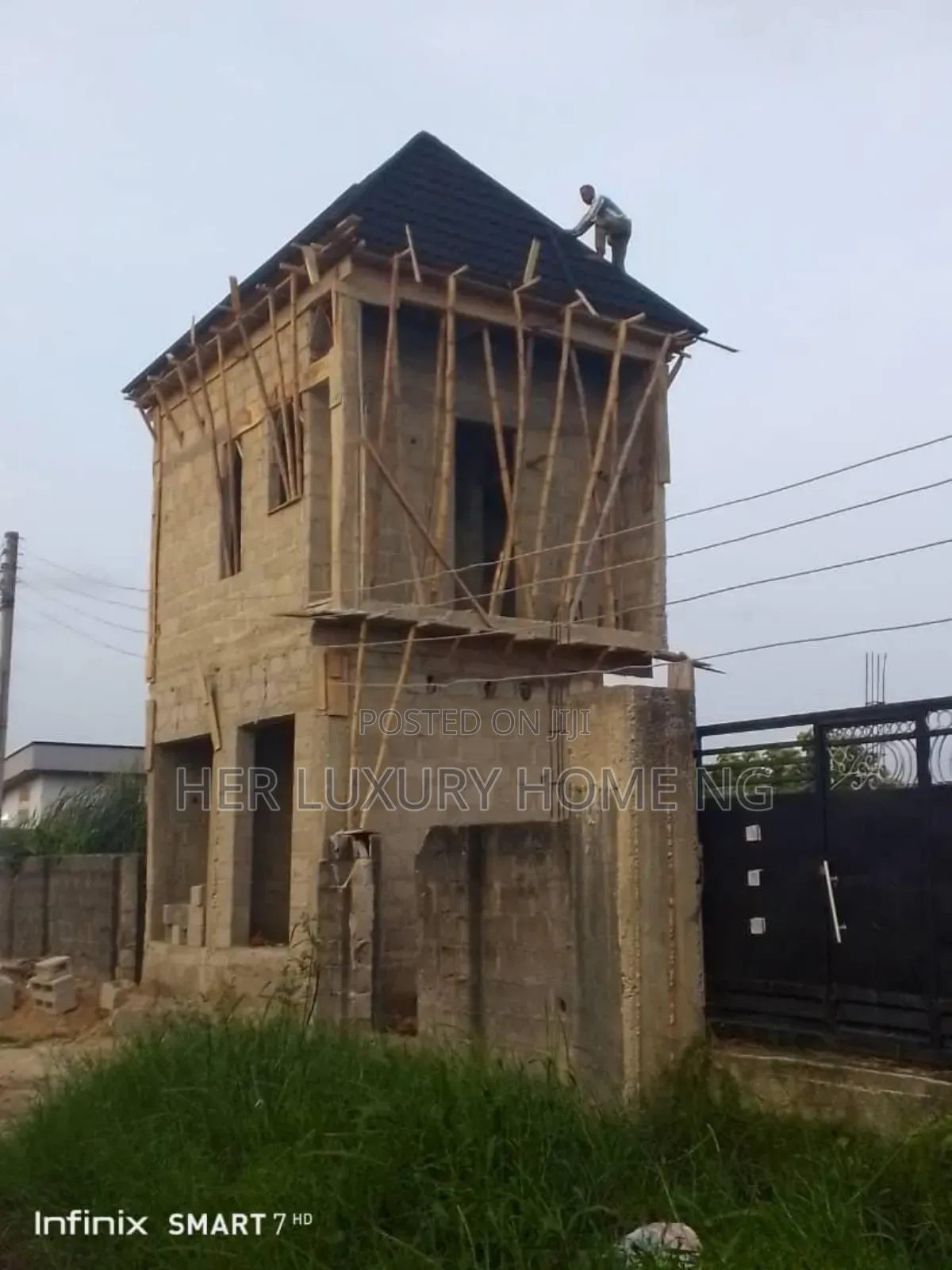 Half Plot of Dry Land With a Roomself,Shop and Security House in Badore