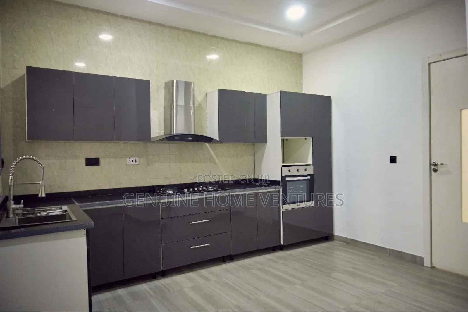 4bdrm Townhouse / Terrace in Ademola Adetokunbo for rent in Ademola Adetokunbo