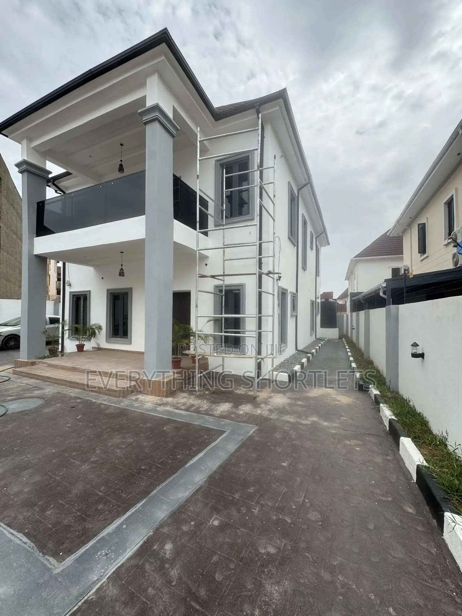 4bdrm Duplex in Lokogoma for sale in Lokogoma