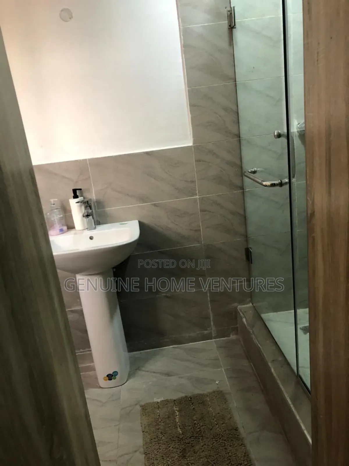 Furnished 3bdrm Apartment in Parkview Estate for rent in Parkview Estate