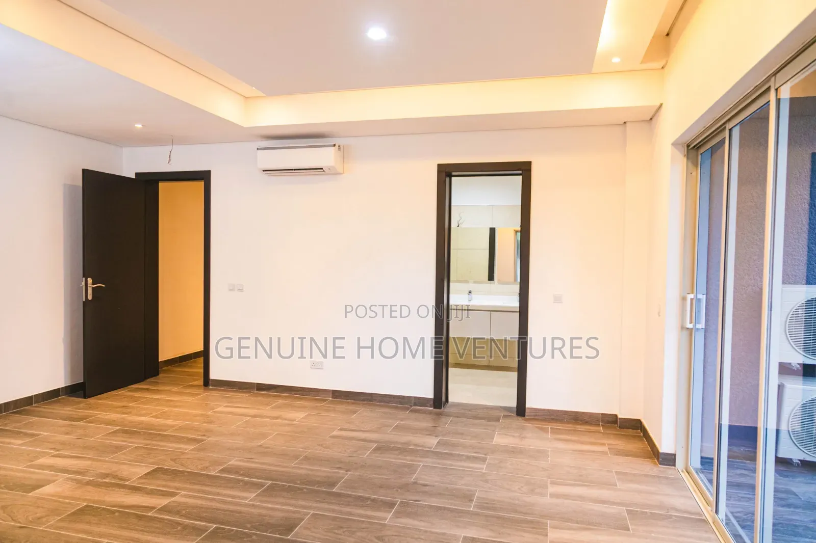 3bdrm Apartment in Ademola Adetokunbo for rent in Ademola Adetokunbo