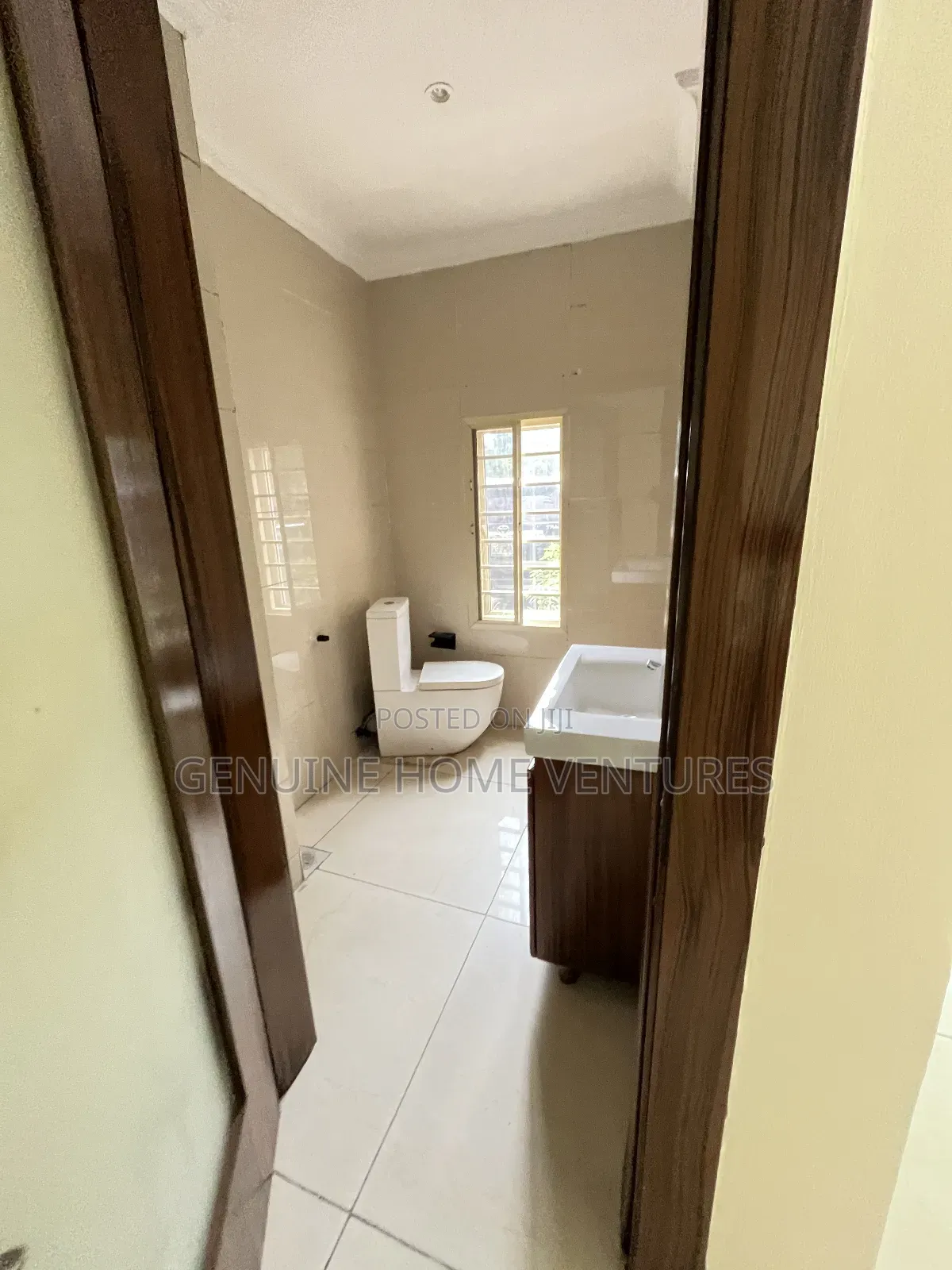 4bdrm Apartment in Awolowo Road for rent in Awolowo Road