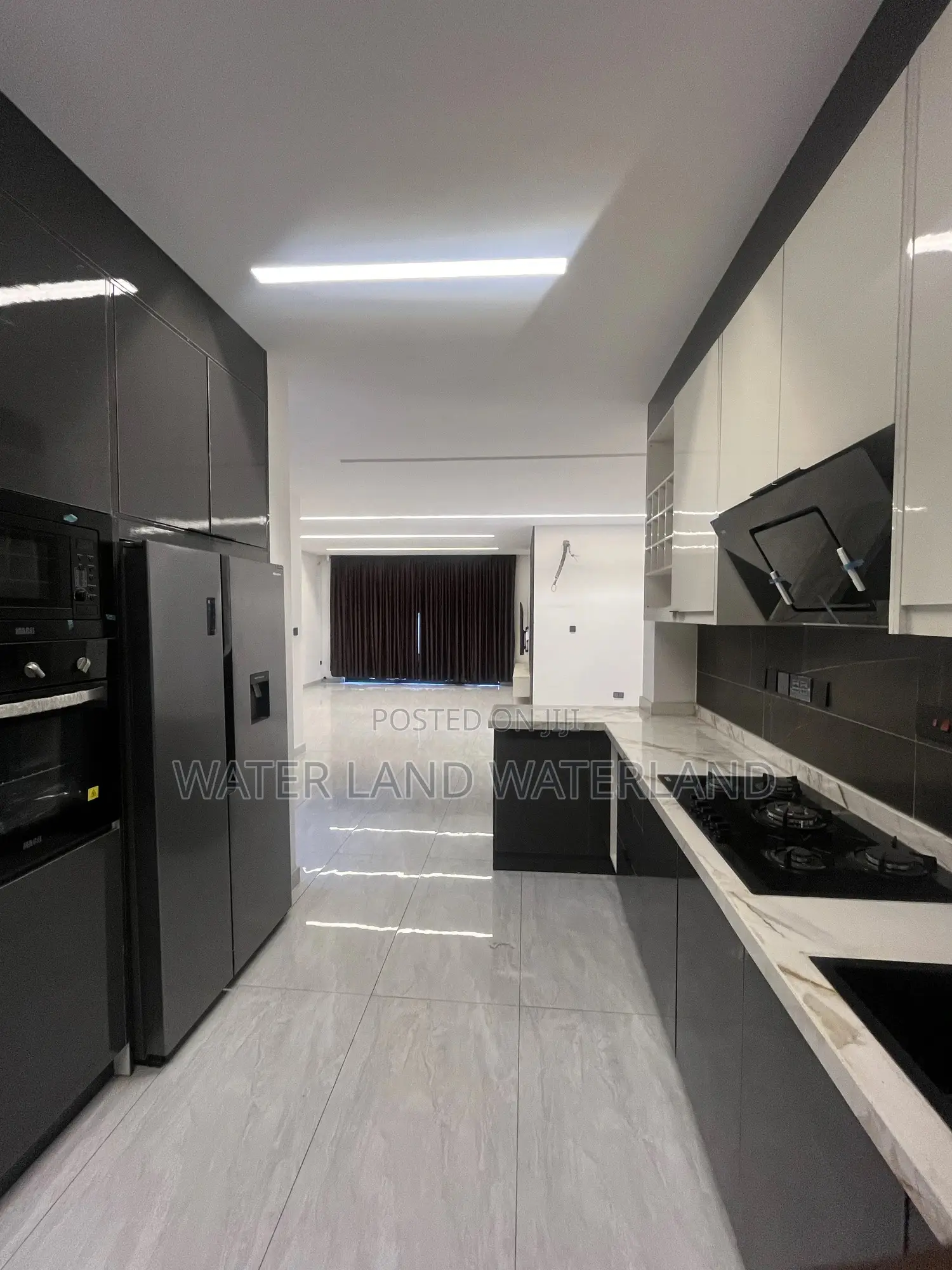 3bdrm Apartment in Ikate for sale in Ikate