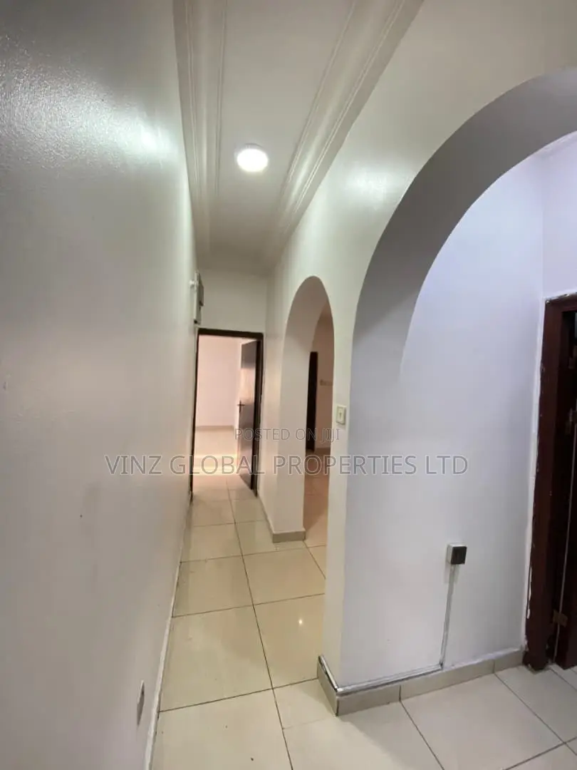 2bdrm Apartment in Chevron for rent in Chevron