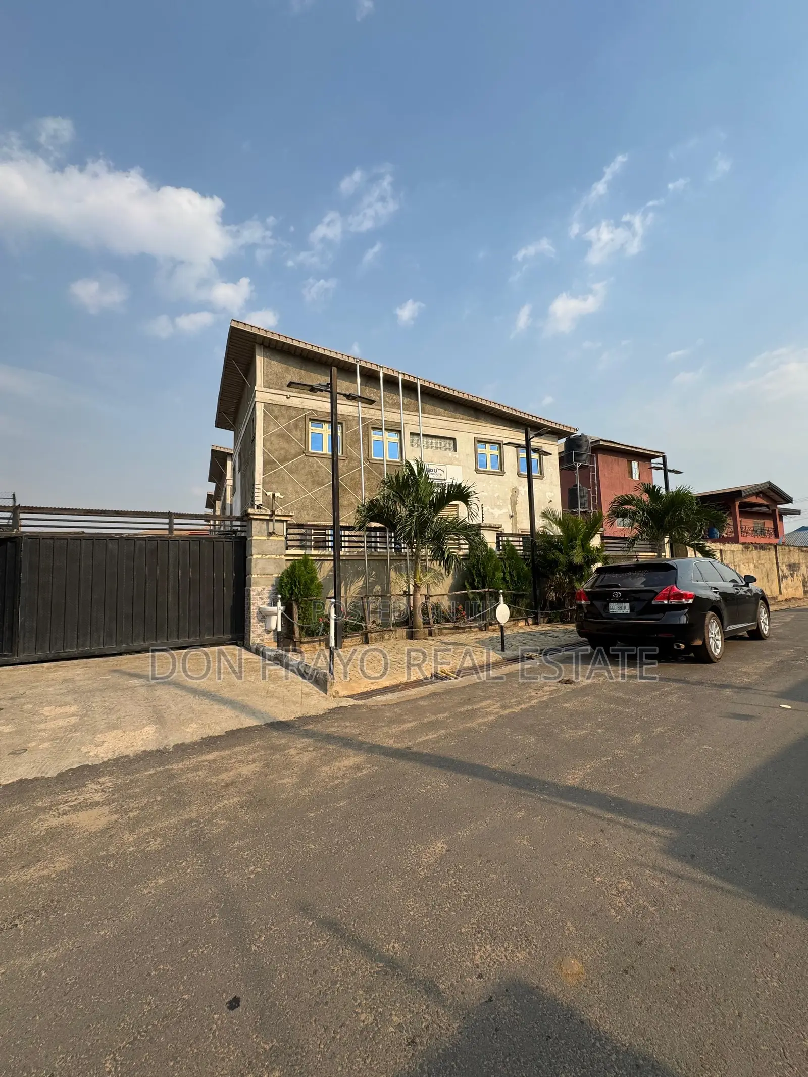 30 Rooms Mult-Use Commercial Property for Sale Off In’T Airport Alakia in Alakia