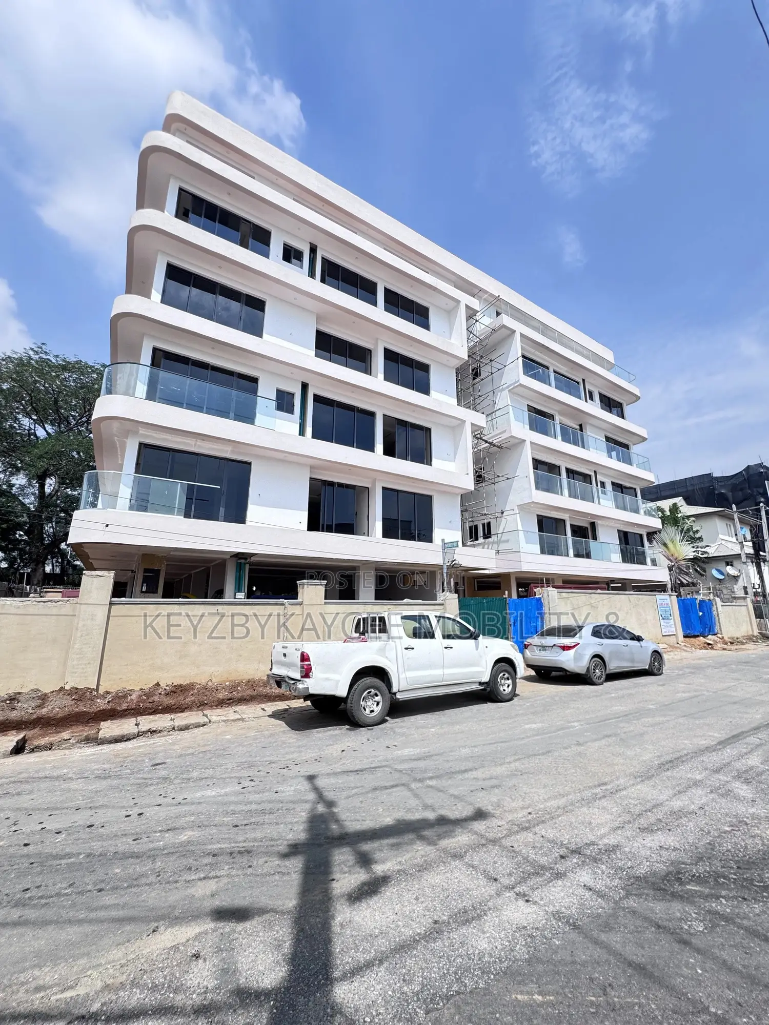 4bdrm Maisonette in Shonibare Estate, Ikeja for sale in Ikeja