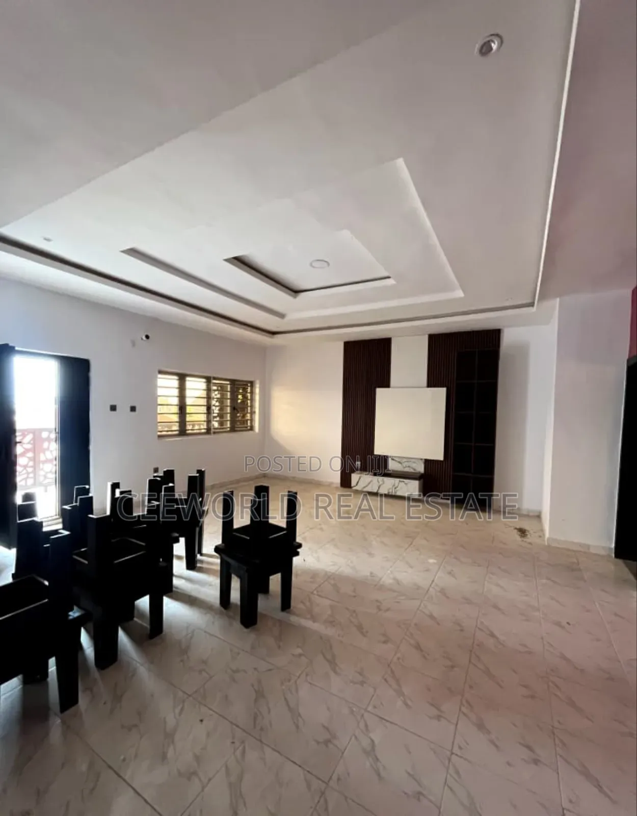 2bdrm Apartment in Olorunkemi Elebu, Akala Express for rent in Akala Express