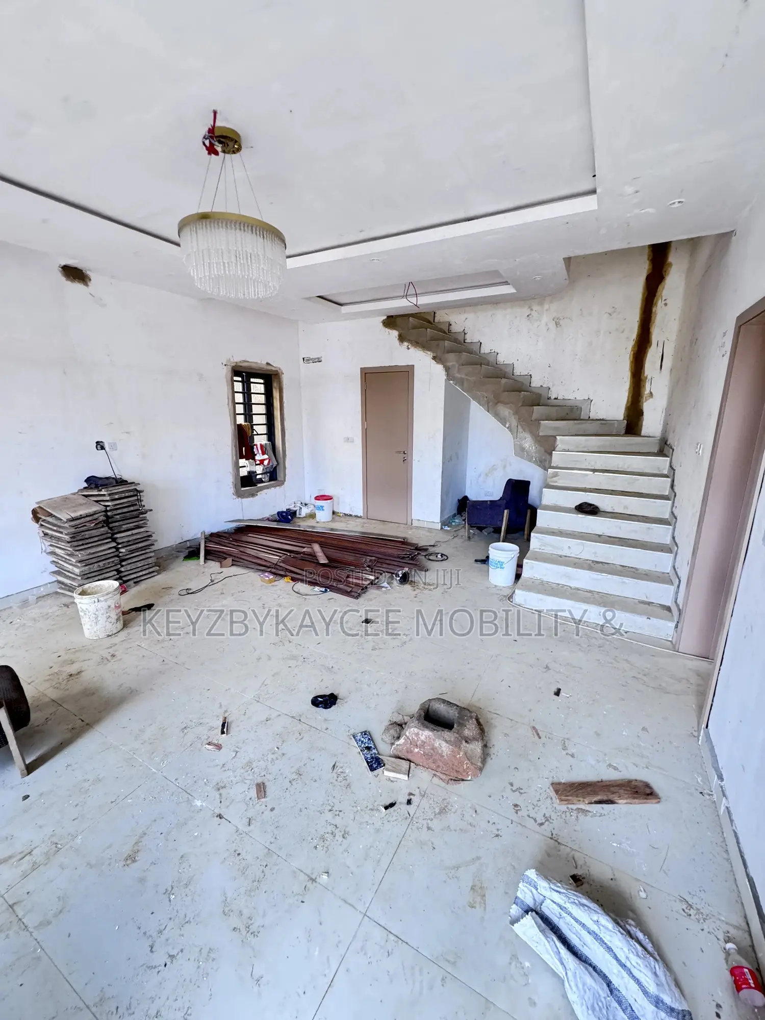 4bdrm Duplex in Surulere for sale in Surulere