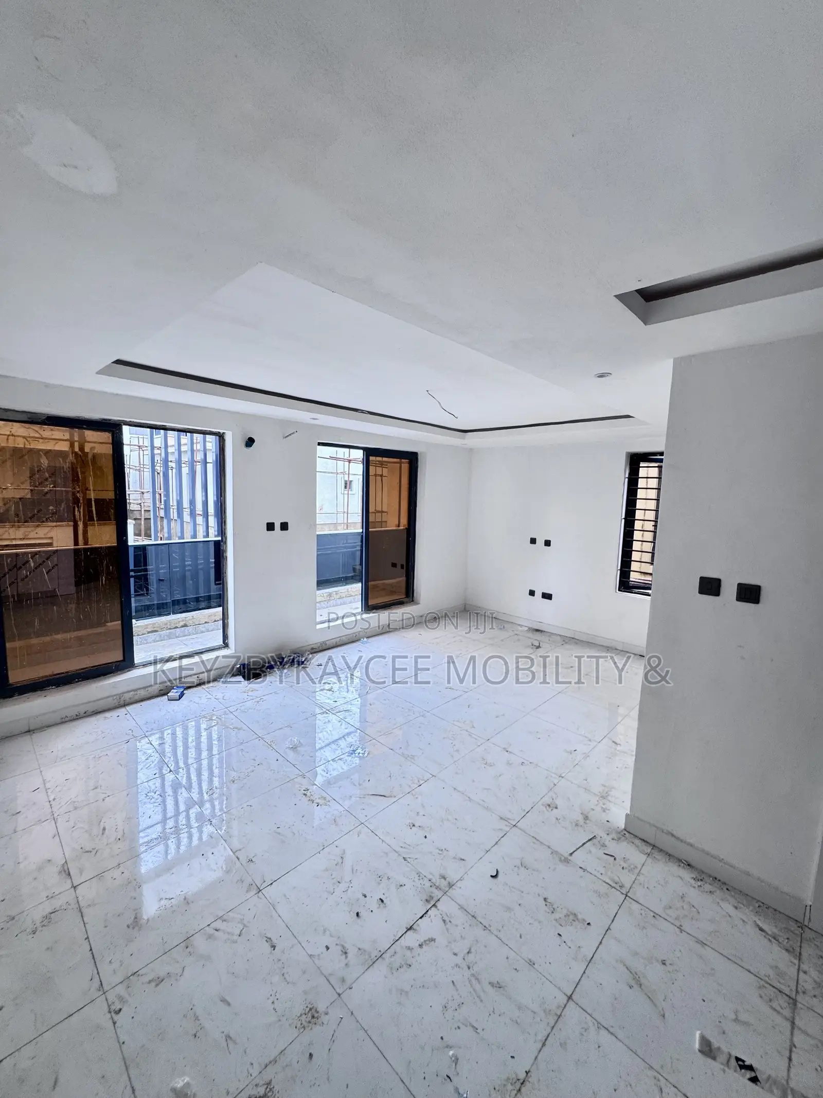 5bdrm Duplex in Ikeja Gra for sale in Ikeja GRA