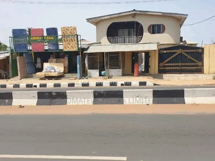 15bdrm Block of Flats in Alagbado Lagos State for sale in Alagbado