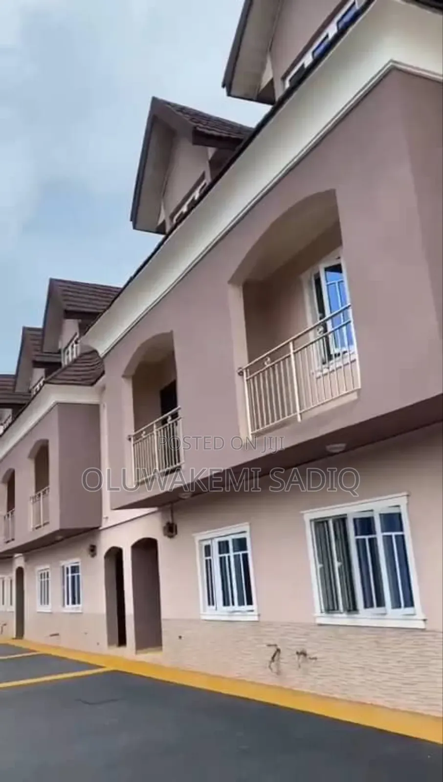 4bdrm Duplex in Iseri Opic for sale in Iseri