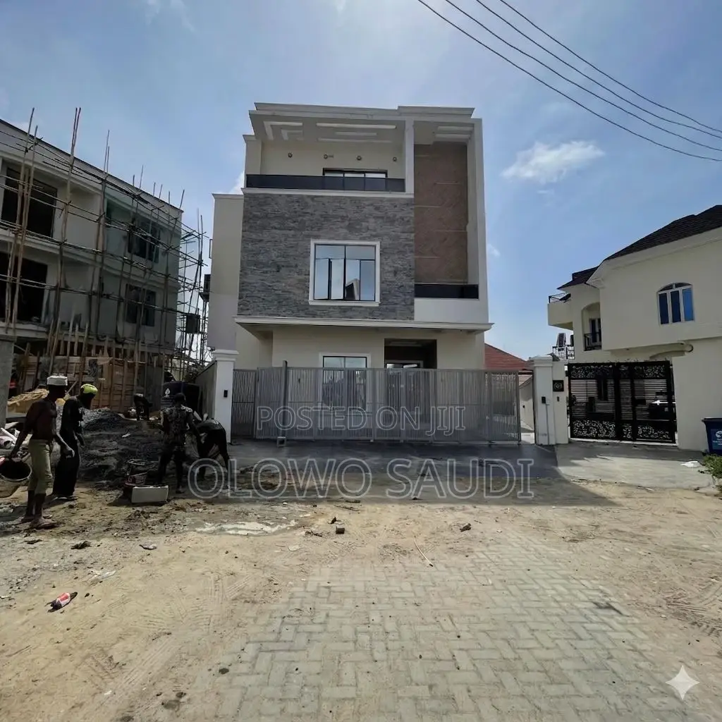 6bdrm Duplex in Lekki for sale in Lekki Phase 1