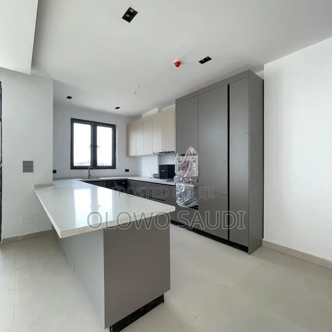 2bdrm Apartment in Lekki for sale in Lekki Phase 1