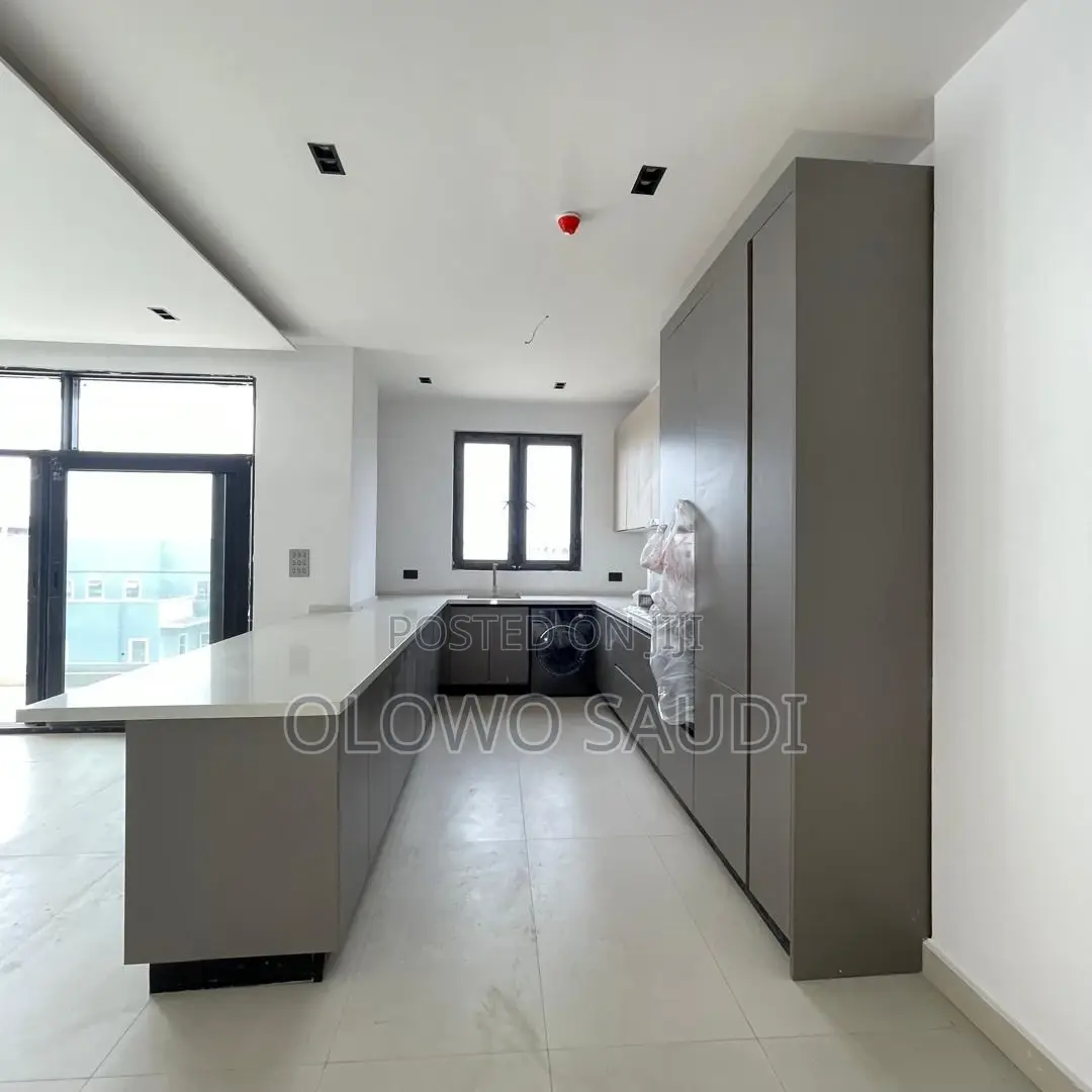 2bdrm Apartment in Lekki for sale in Lekki Phase 1