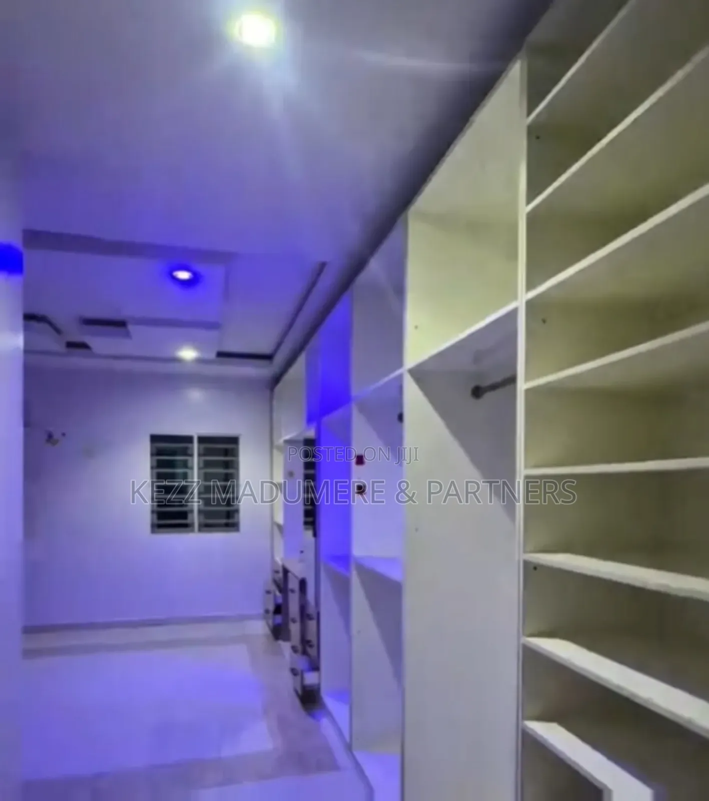 4bdrm Duplex in Golf Estate, Dr, New Layout for rent in New Layout