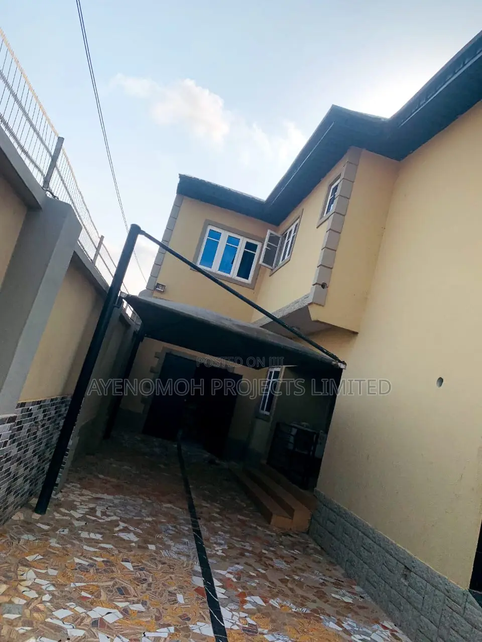 5bdrm Duplex in Ado-Odo/Ota for sale in Ado-Odo/Ota