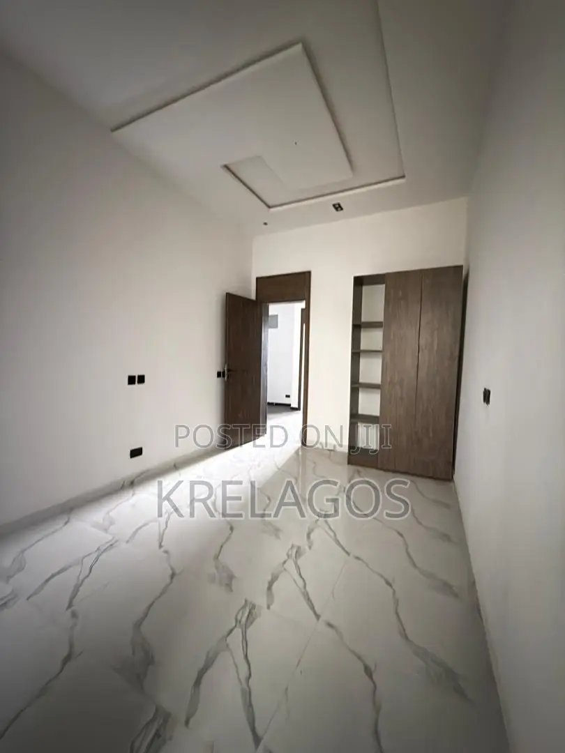 3bdrm Duplex in Ajah, Ikota for sale in Ikota
