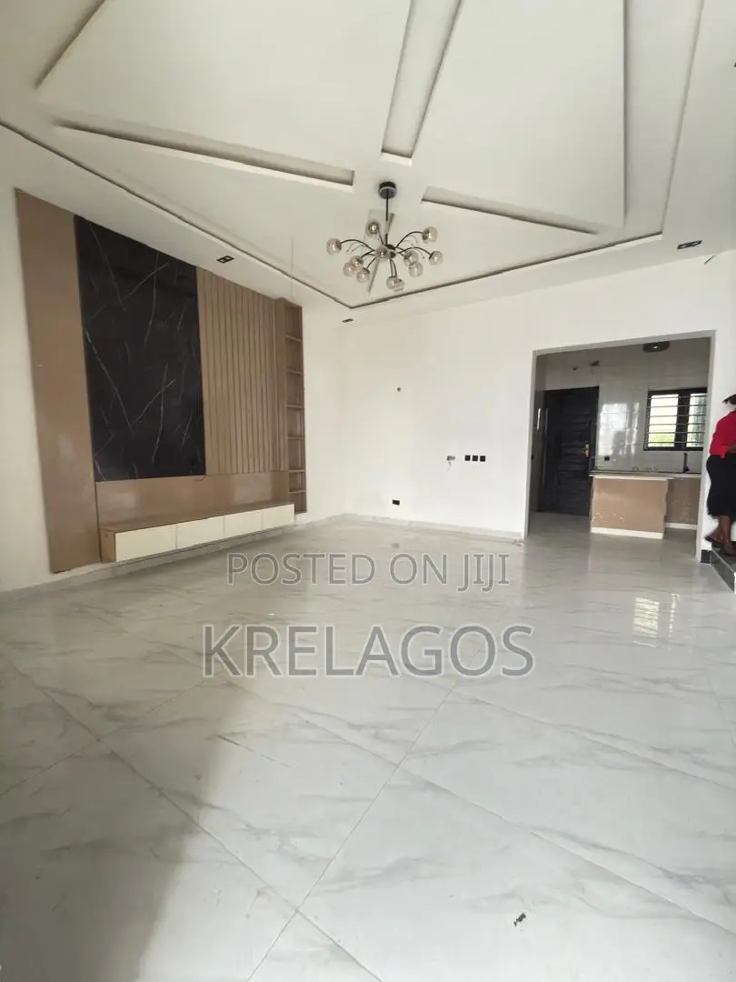3bdrm Duplex in Ajah, Ikota for sale in Ikota