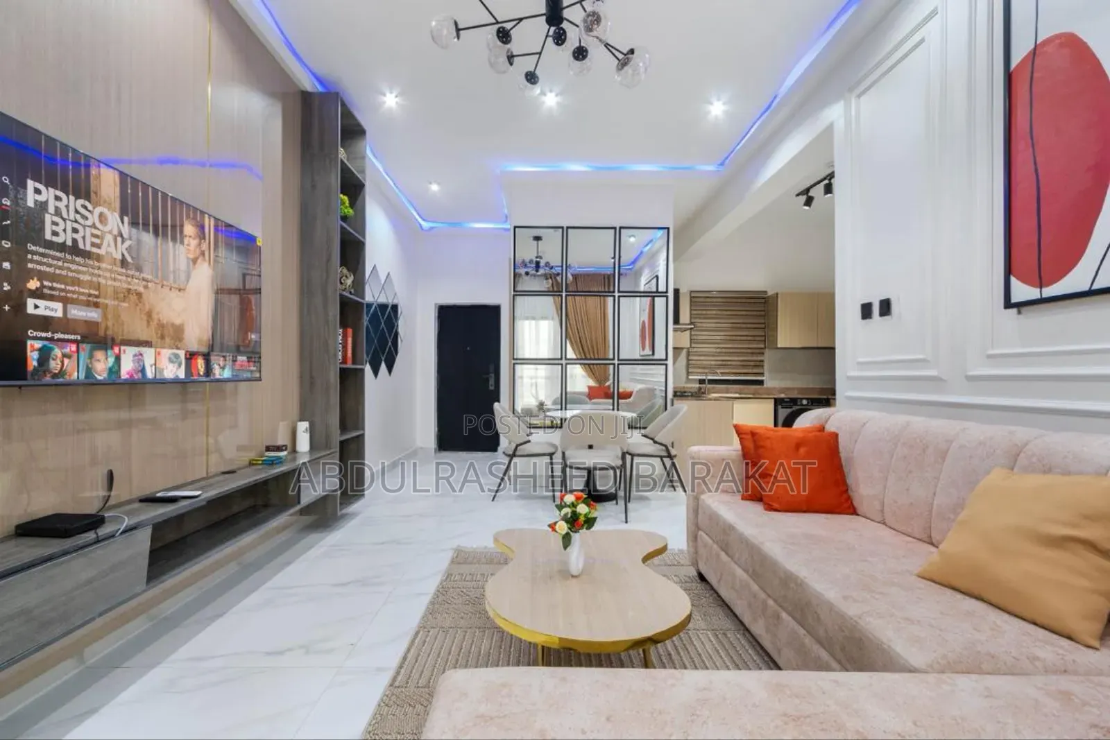 Luxurious 2bedroom Apartment With Balcony and Elevator in Lekki Phase 1