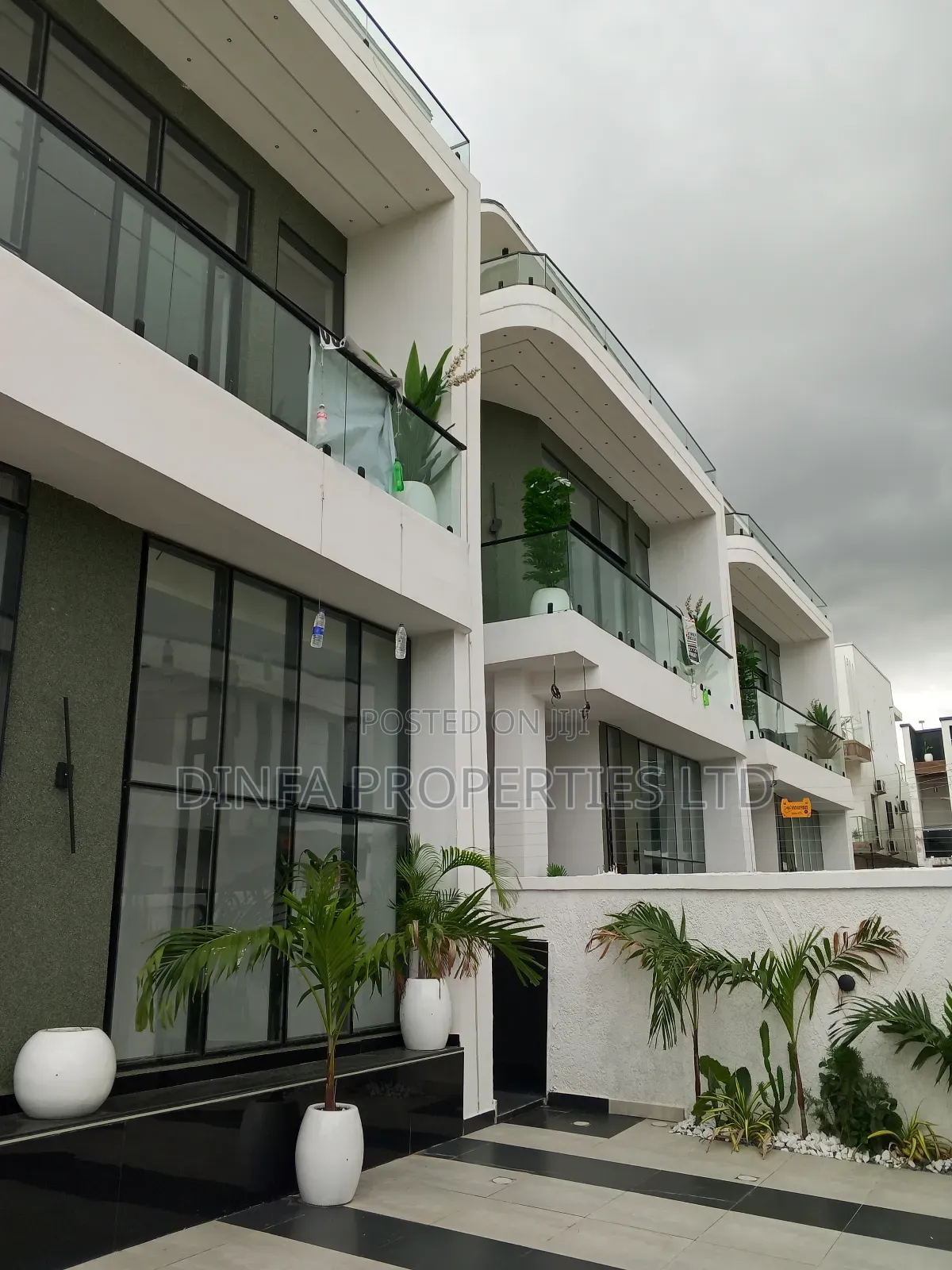 4bdrm Duplex in Ajah for sale in Ado / Ajah
