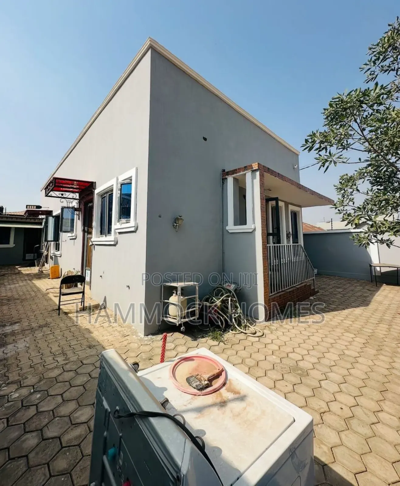 3bdrm Bungalow in Tomiwa Awe Avenue, Akobo for sale in Akobo