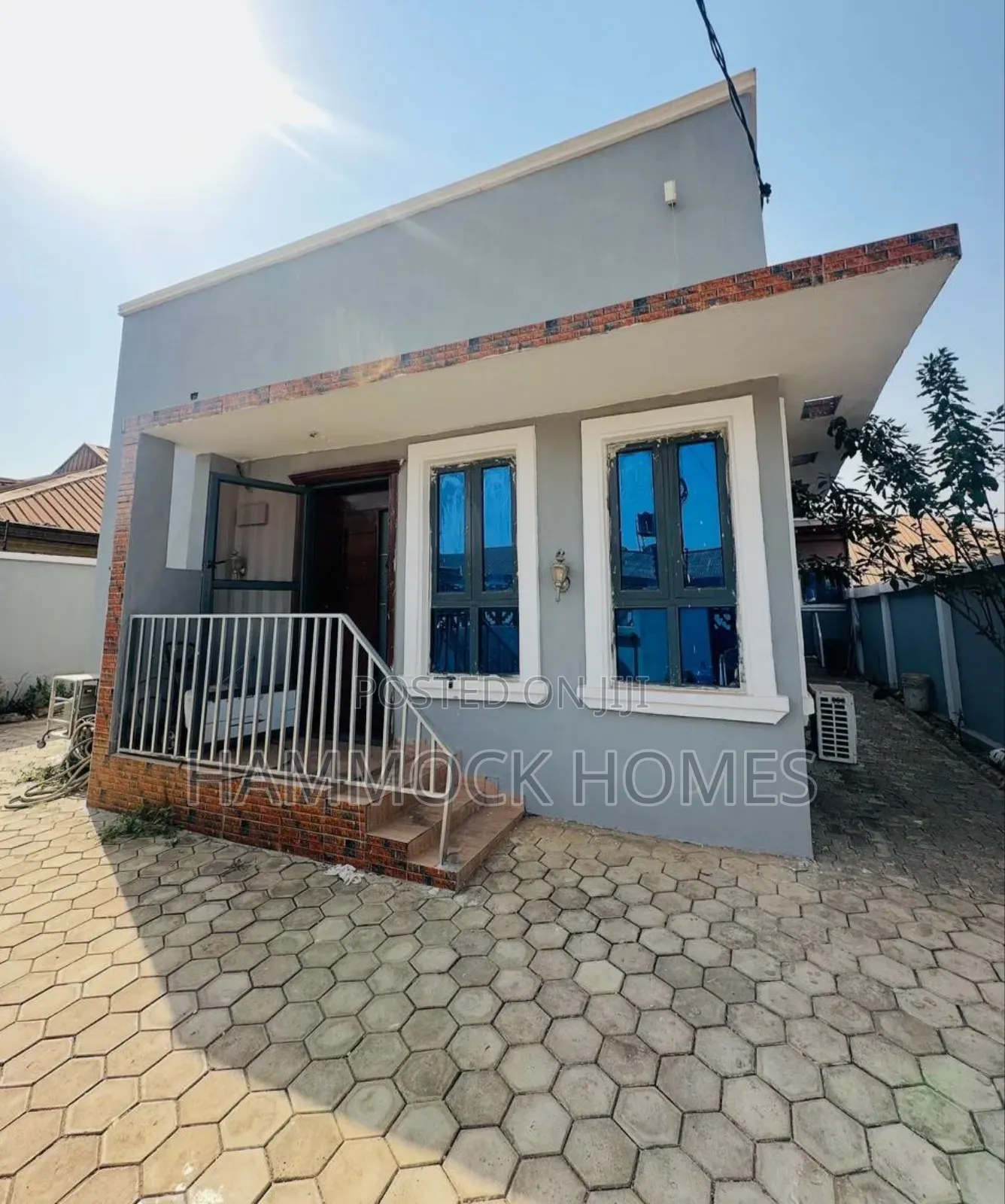 3bdrm Bungalow in Tomiwa Awe Avenue, Akobo for sale in Akobo