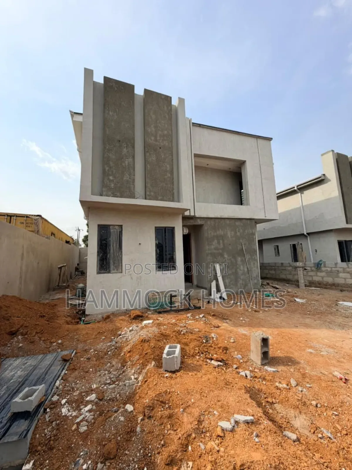 4bdrm Duplex in Jericho Gra for sale in Jericho